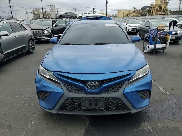 2020 Toyota Camry Se - zdjęcie 13