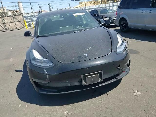 2019 Tesla Model 3 - zdjęcie 13