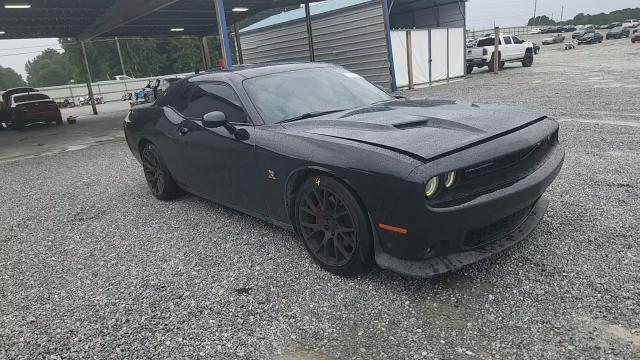 2016 Dodge Challenger R - zdjęcie 13