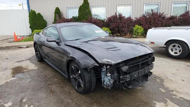 2018 Ford Mustang - zdjęcie 13