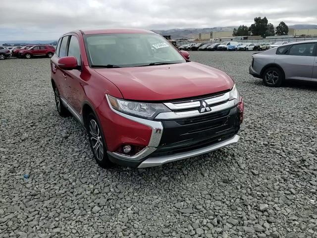 2018 Mitsubishi Outlander Se - zdjęcie 14