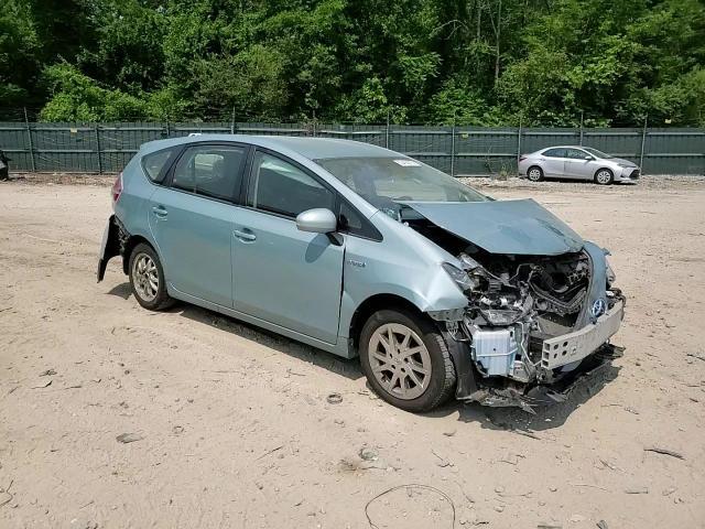 2015 Toyota Prius V - zdjęcie 14