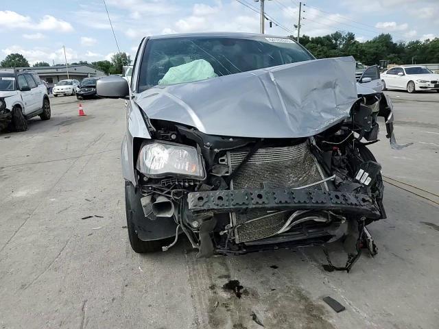 2020 Dodge Caravan - zdjęcie 15