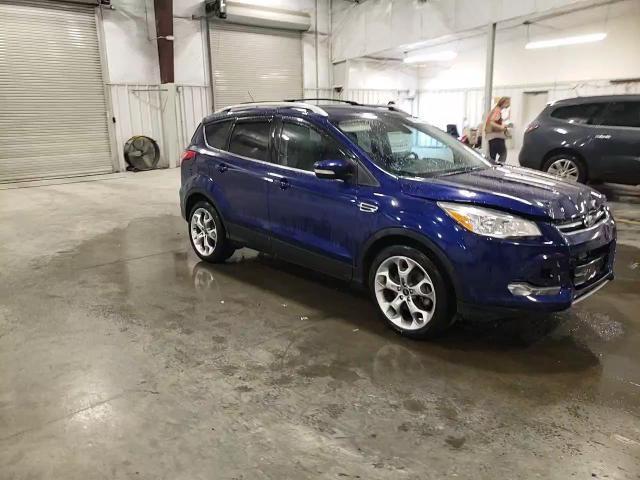 2014 Ford Escape Titanium - zdjęcie 14
