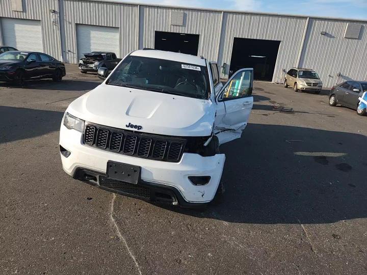 2019 Jeep Grand Cherokee Laredo - zdjęcie 14