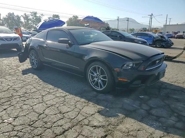 2014 Ford Mustang - zdjęcie 13