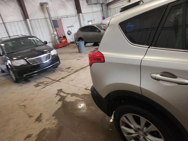 2014 Toyota Rav4 Limited - zdjęcie 14