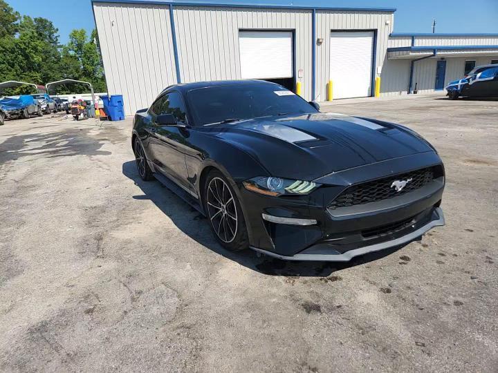 2020 Ford Mustang - zdjęcie 13