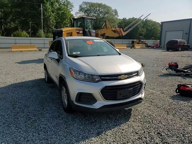 2020 Chevrolet Trax Ls - zdjęcie 13