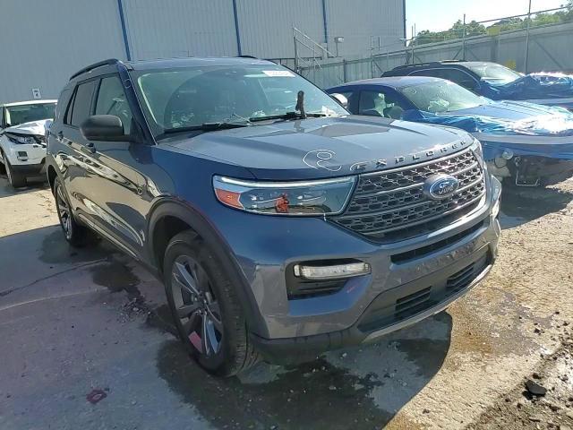 2021 Ford Explorer Xlt - zdjęcie 14