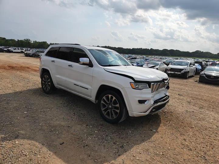 2017 Jeep Grand Cherokee Overland - zdjęcie 14