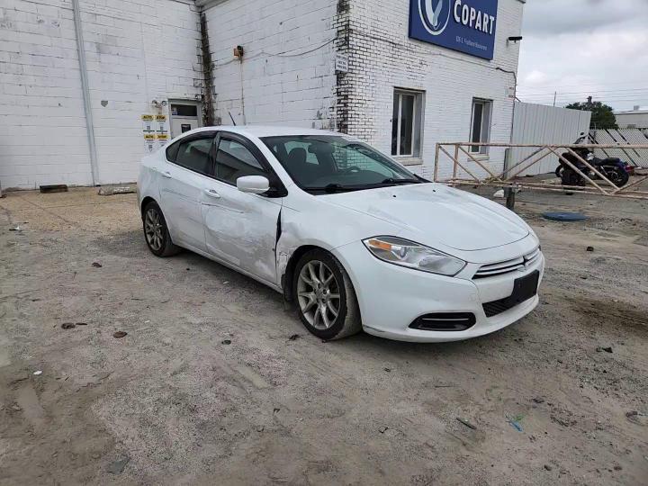2013 Dodge Dart Sxt - zdjęcie 13