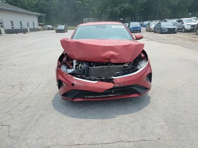 2022 Kia Forte Lxs - zdjęcie 13