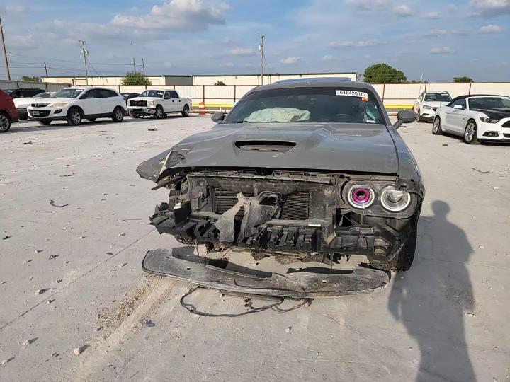 2023 Dodge Challenger R/T - zdjęcie 14