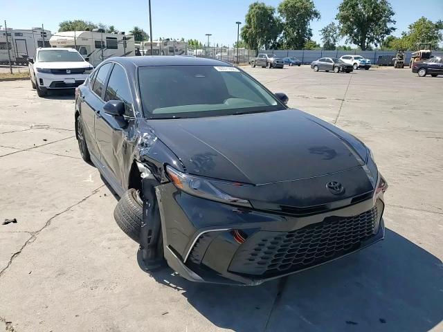 2026 Toyota Camry Se - zdjęcie 13