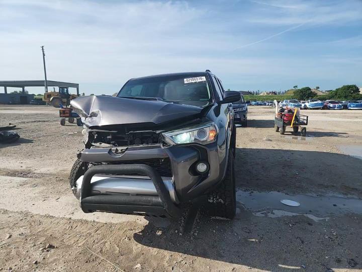2017 Toyota 4Runner Trd Off-Road - zdjęcie 15