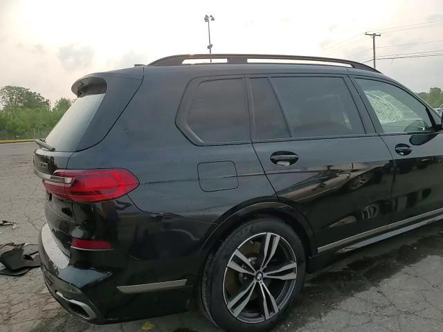 2022 BMW X7 M50I - zdjęcie 14