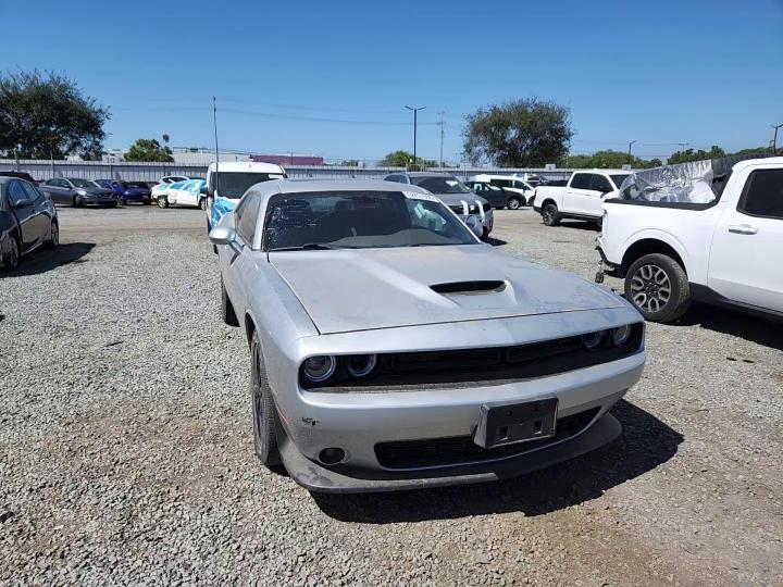 2020 Dodge Challenger Gt - zdjęcie 13