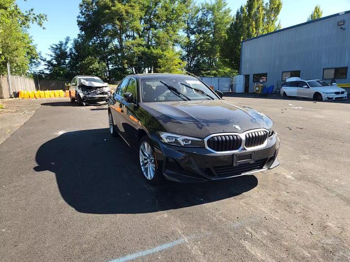 2024 BMW Seria 3 330i - zdjęcie 13