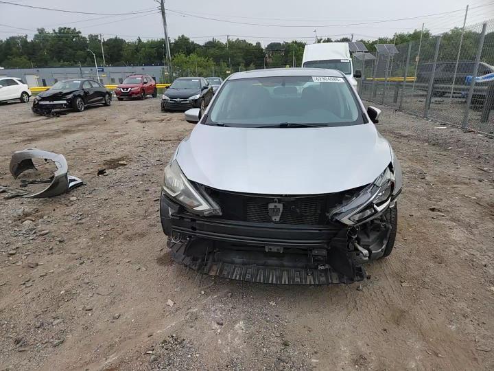 2019 Nissan Sentra Sv - zdjęcie 14