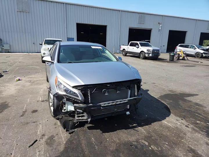 2017 Hyundai Sonata Se - zdjęcie 14