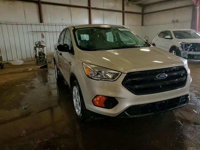 2017 Ford Escape S - zdjęcie 14