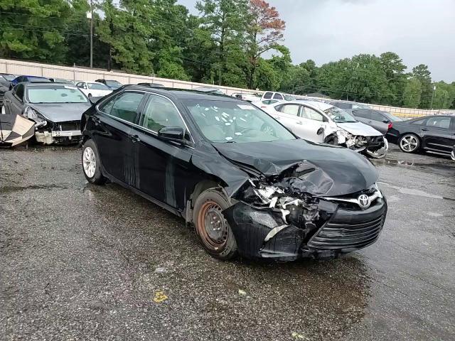 2015 Toyota Camry Le - zdjęcie 13