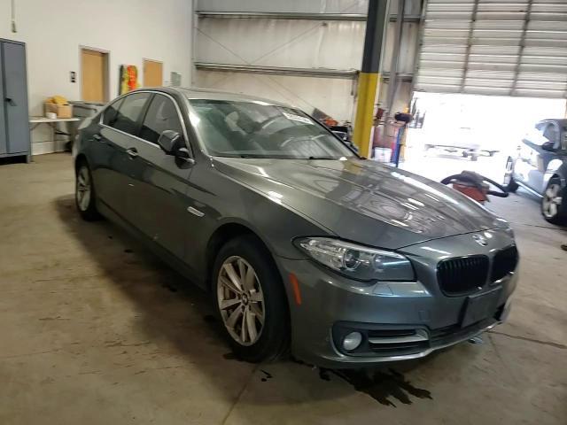 2015 BMW Seria 5 528i - zdjęcie 13