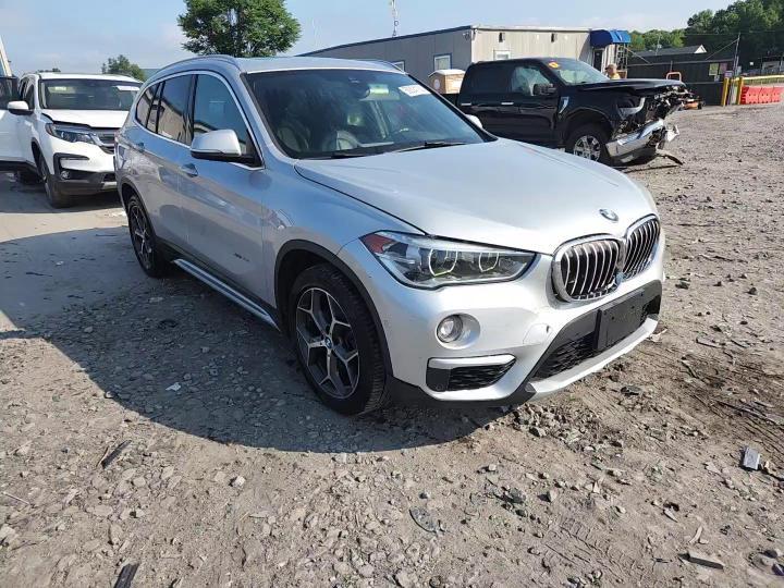 2017 BMW X1 xDrive28I - zdjęcie 14
