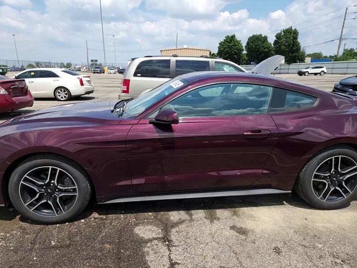 2018 Ford Mustang - zdjęcie 13
