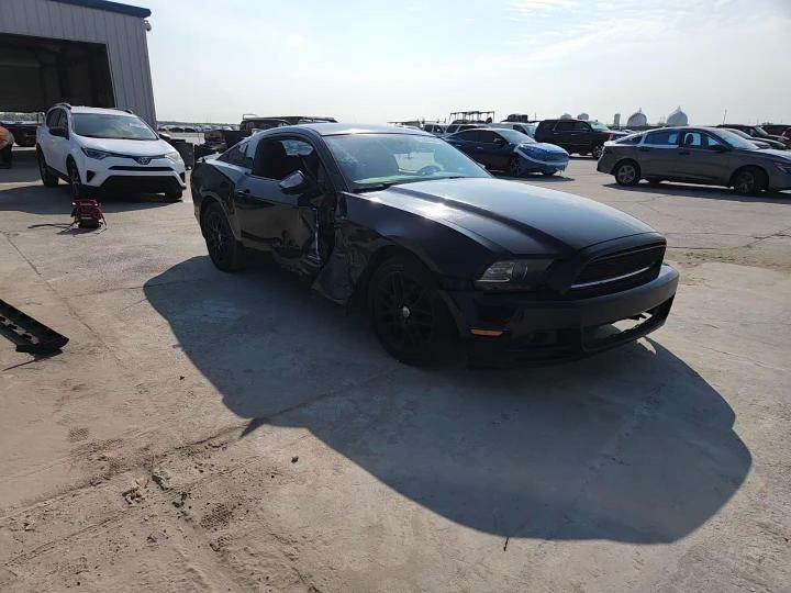 2014 Ford Mustang - zdjęcie 13