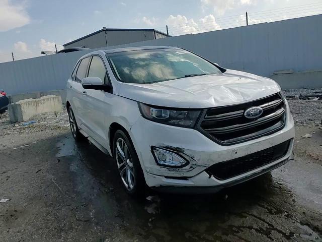 2015 Ford Edge Sport - zdjęcie 14