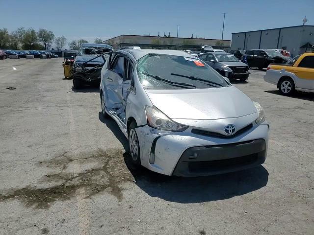 2017 Toyota Prius V Three - zdjęcie 13