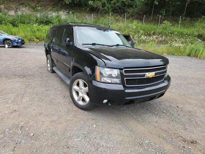 2013 Chevrolet Suburban K1500 Lt - zdjęcie 14