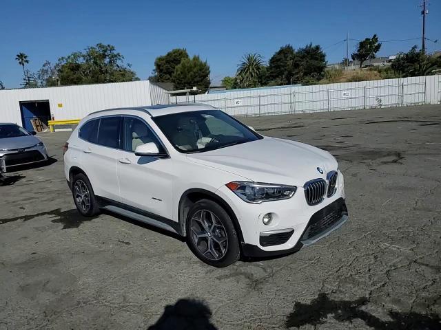 2017 BMW X1 xDrive28I - zdjęcie 13