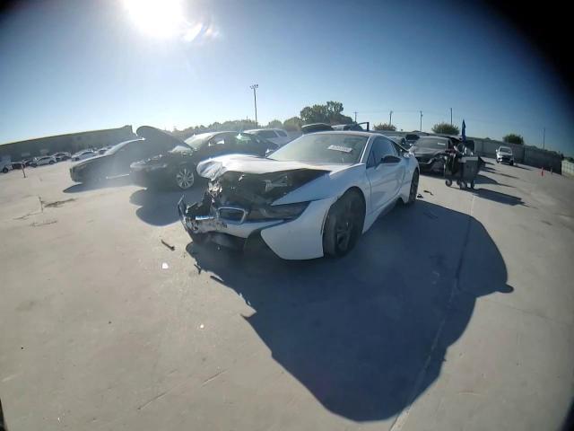 2016 BMW I8 - zdjęcie 13