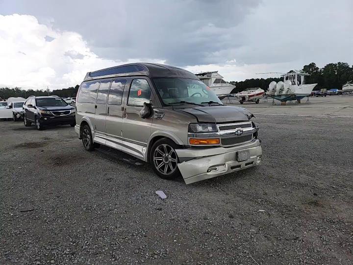 2017 Chevrolet Express G2500 - zdjęcie 14