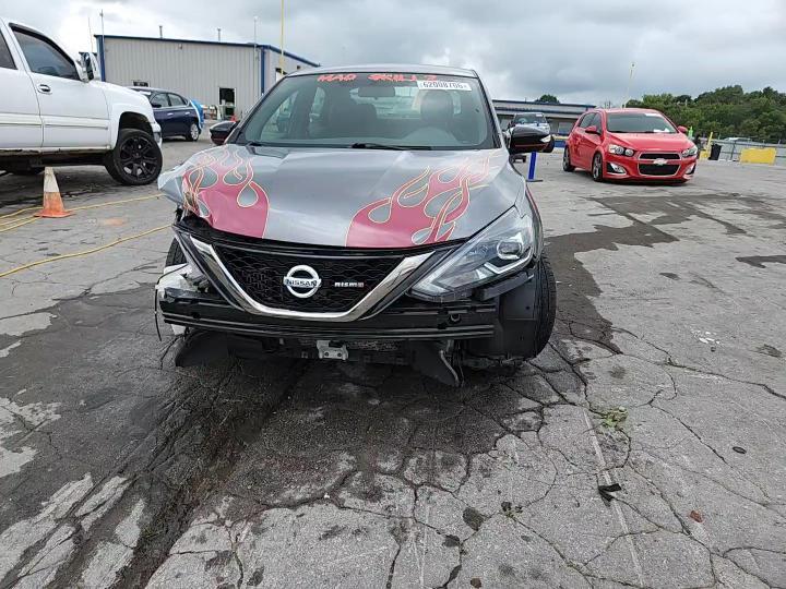 2017 Nissan Sentra Nismo - zdjęcie 14