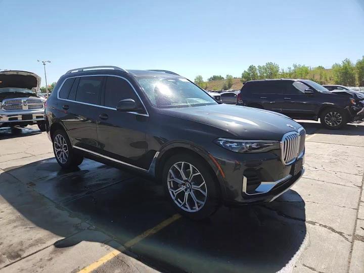2022 BMW X7 xDrive40I - zdjęcie 14