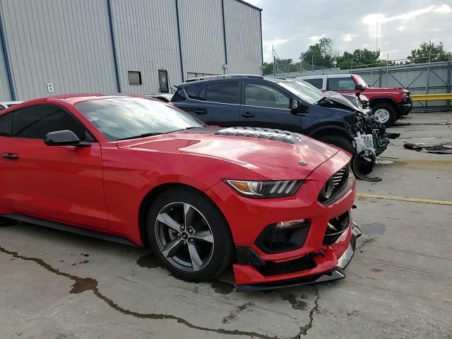 2016 Ford Mustang - zdjęcie 13