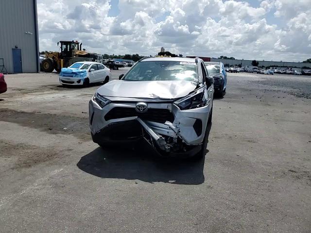 2024 Toyota Rav4 Hybrid Xle - zdjęcie 14