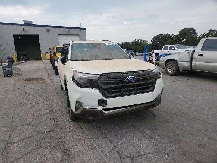 2026 Subaru Forester - zdjęcie 15