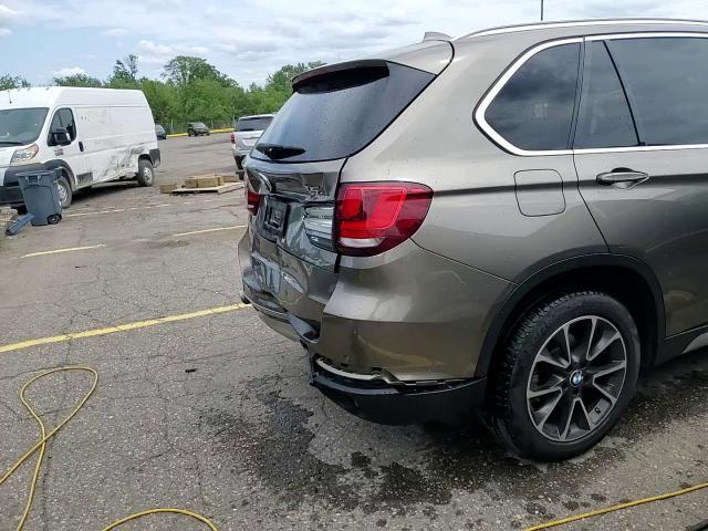 2017 BMW X5 xDrive35I - zdjęcie 14