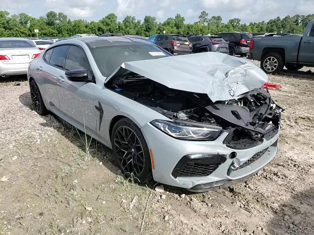 2025 BMW M8 - zdjęcie 13