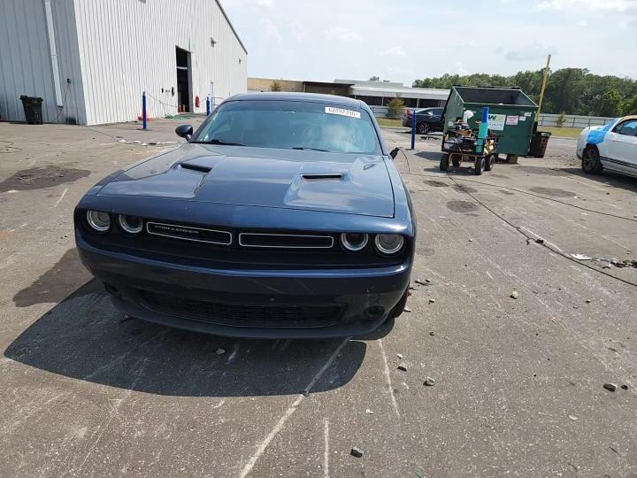 2015 Dodge Challenger Sxt - zdjęcie 13