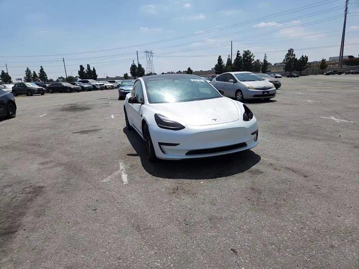 2019 Tesla Model 3 - zdjęcie 14