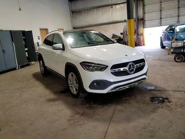 2021 Mercedes-Benz Gla 250 4Matic - zdjęcie 15