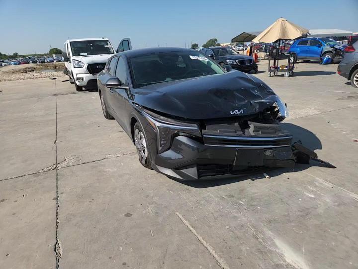 2025 Kia K4 Lx - zdjęcie 13