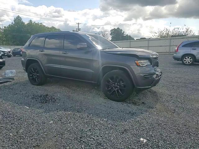 2020 Jeep Grand Cherokee Laredo - zdjęcie 14
