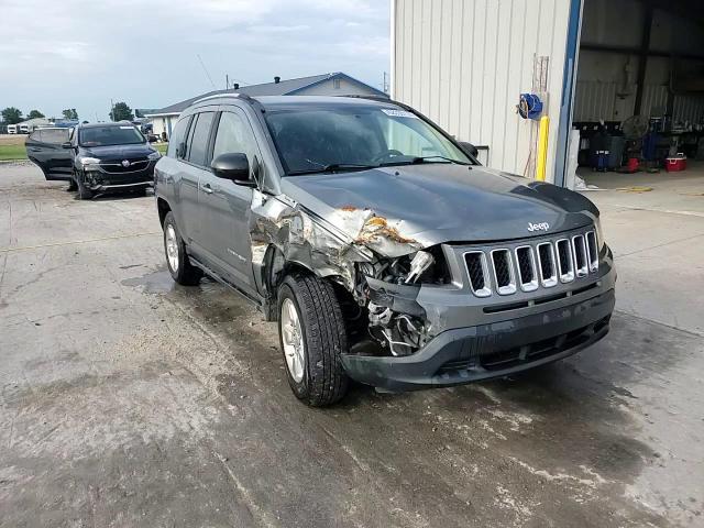 2013 Jeep Compass Sport - zdjęcie 15